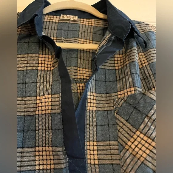 Free People NWOT, 3/4 sleeves, blue/ beige flannel top, S/P - Picture 5 of 8